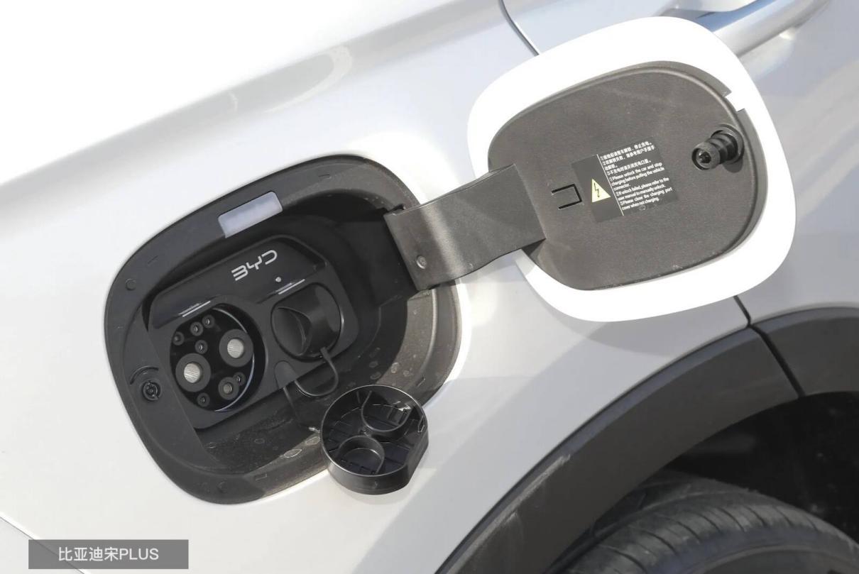 限时13.99万捷途山海L7 PLUS能比过宋PLUS吗