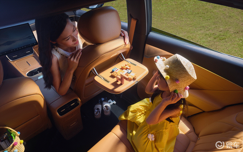 东风风神L8预售12.99万元起 打造舒适豪华座舱