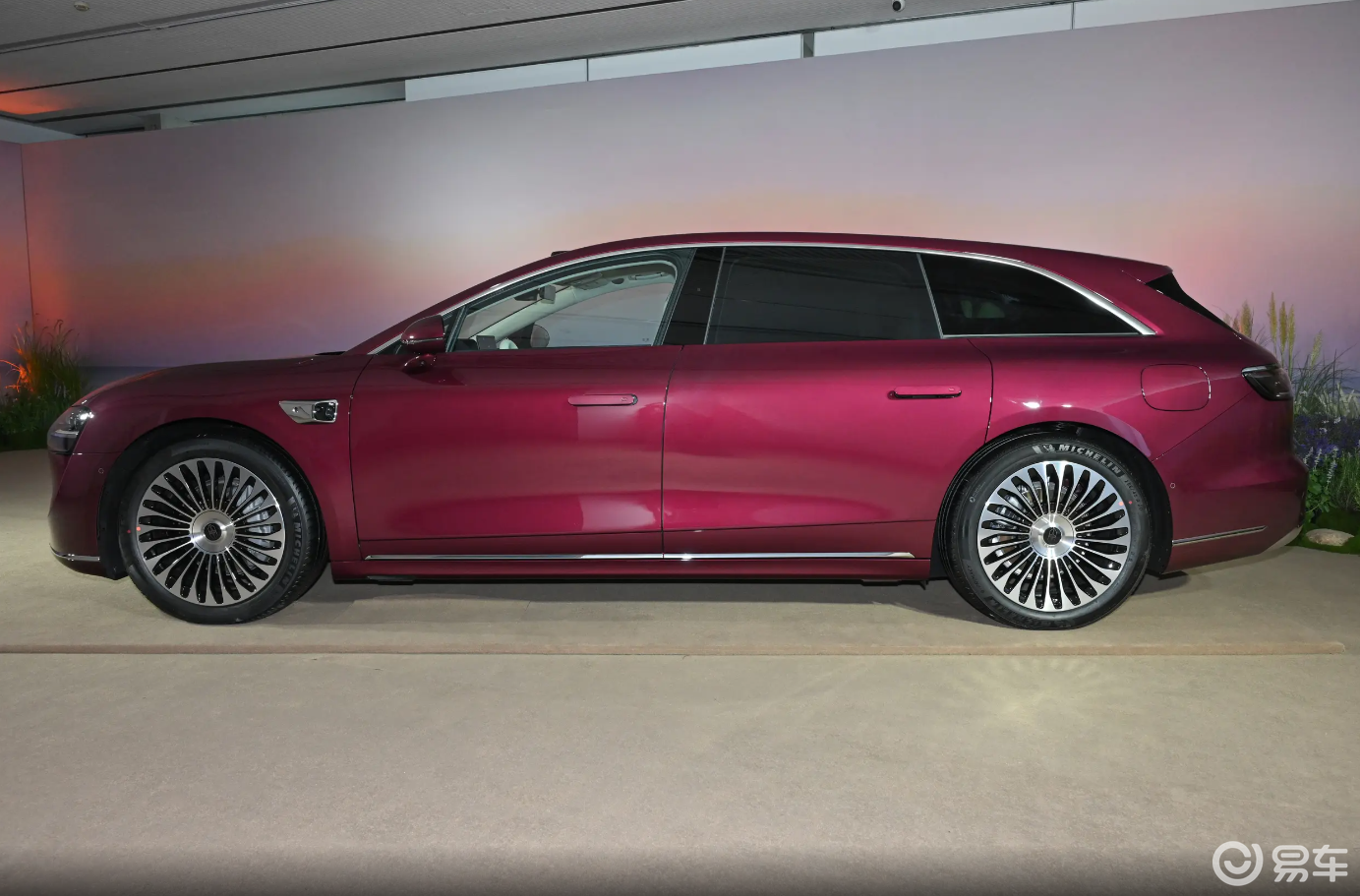 新势力“瓦罐”有点东西,享界S9T预售32.8万起