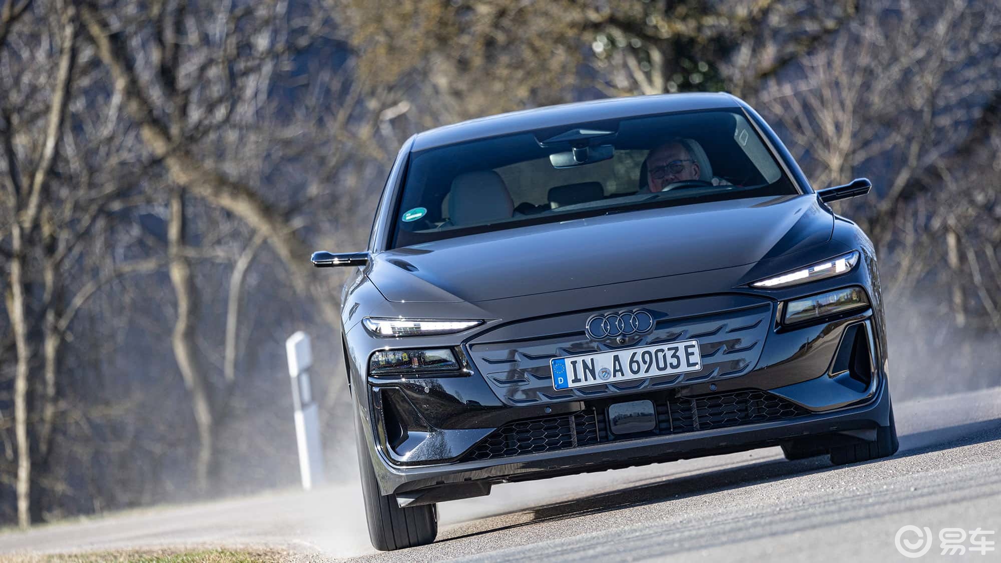 传统与创新的较量，四款纯电旅行车谁能拔得头筹？