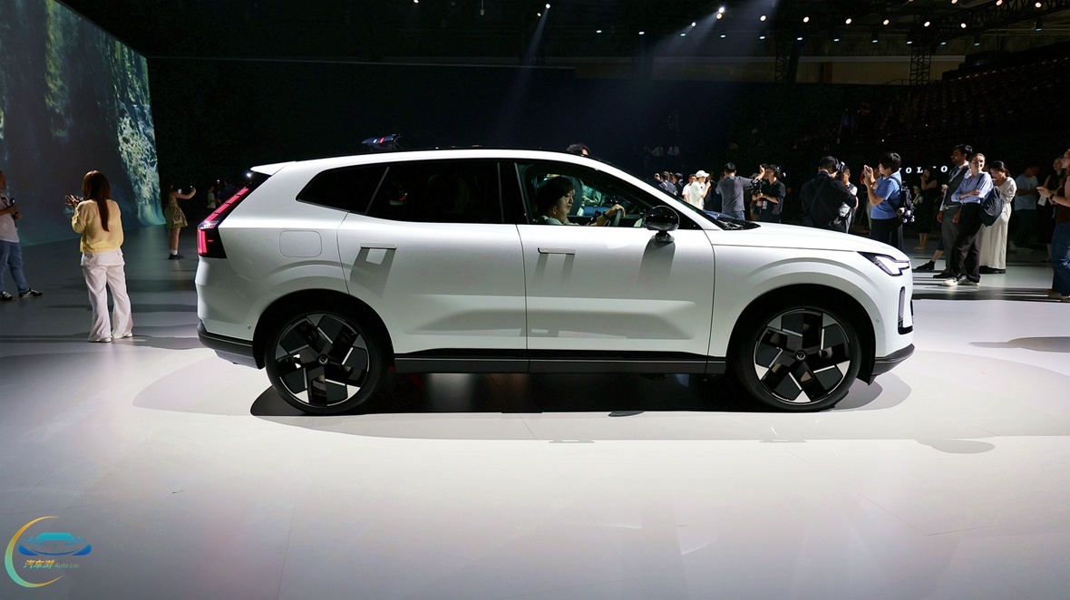 沃尔沃全新XC70岂止领跑豪华“超混”