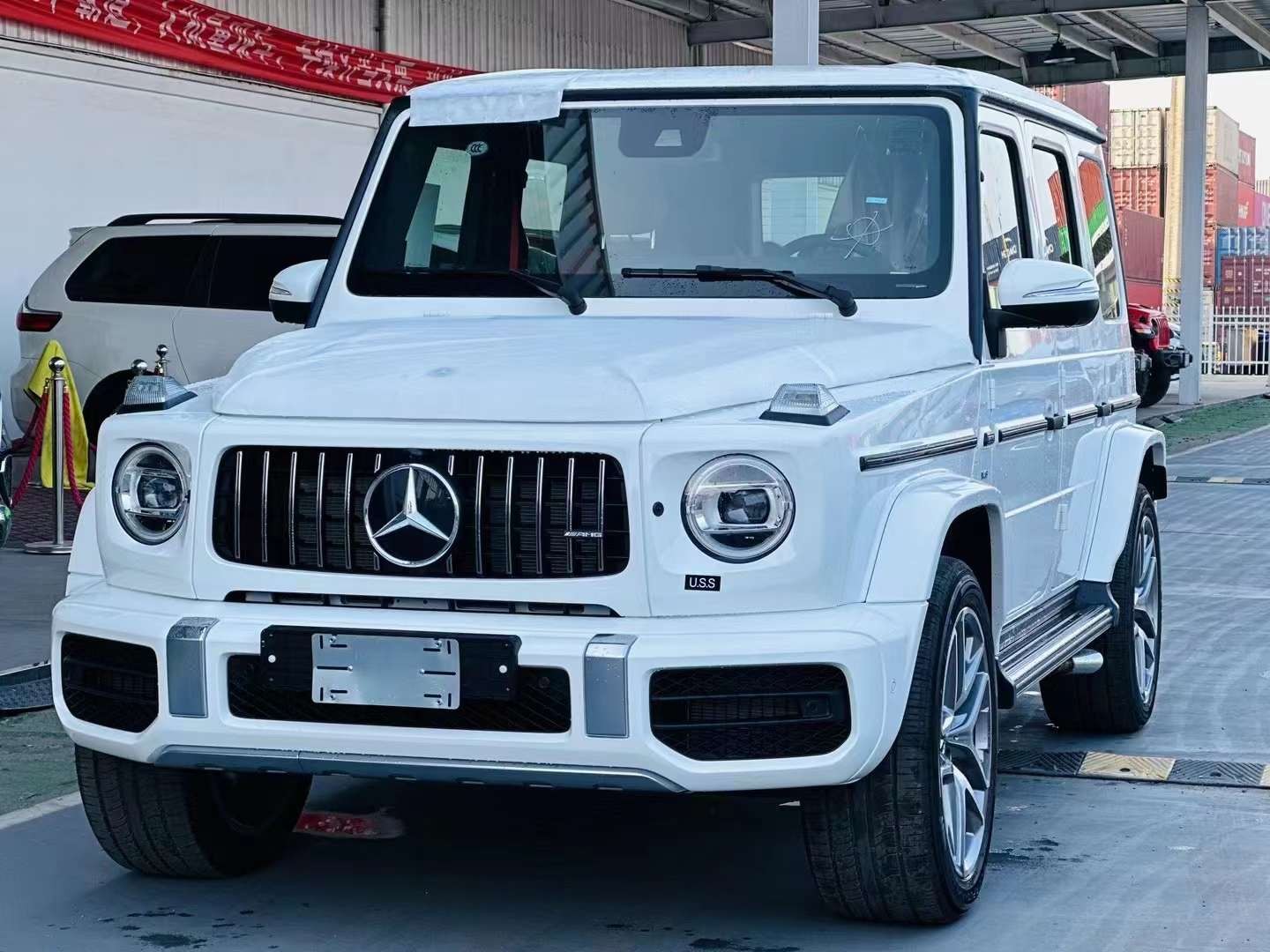 奔驰G级美版 全部在售 2025款 2024款 2023款 2022款 2021款 2020款2024款奔驰G63硬派越野代表实拍 展厅现车价格