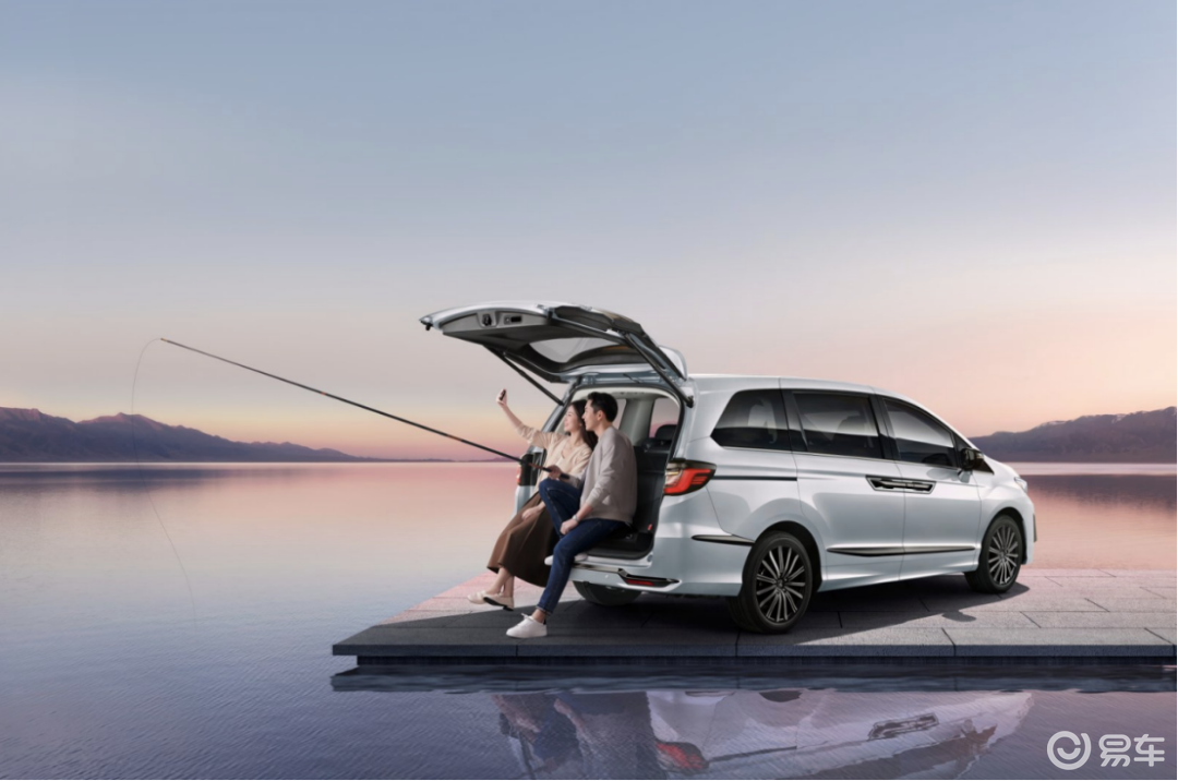 颜值价更值,标配即高配,艾力绅焕新“一部到位”!