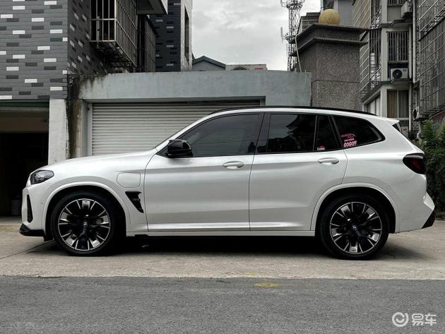 全款购宝马iX3,比奥迪Q5L优惠,划算不