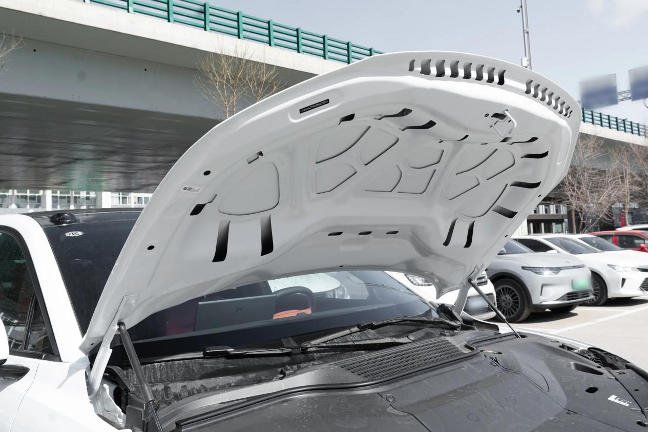 三车混战!乐道L60、小鹏G6与Model Y,怎么选?