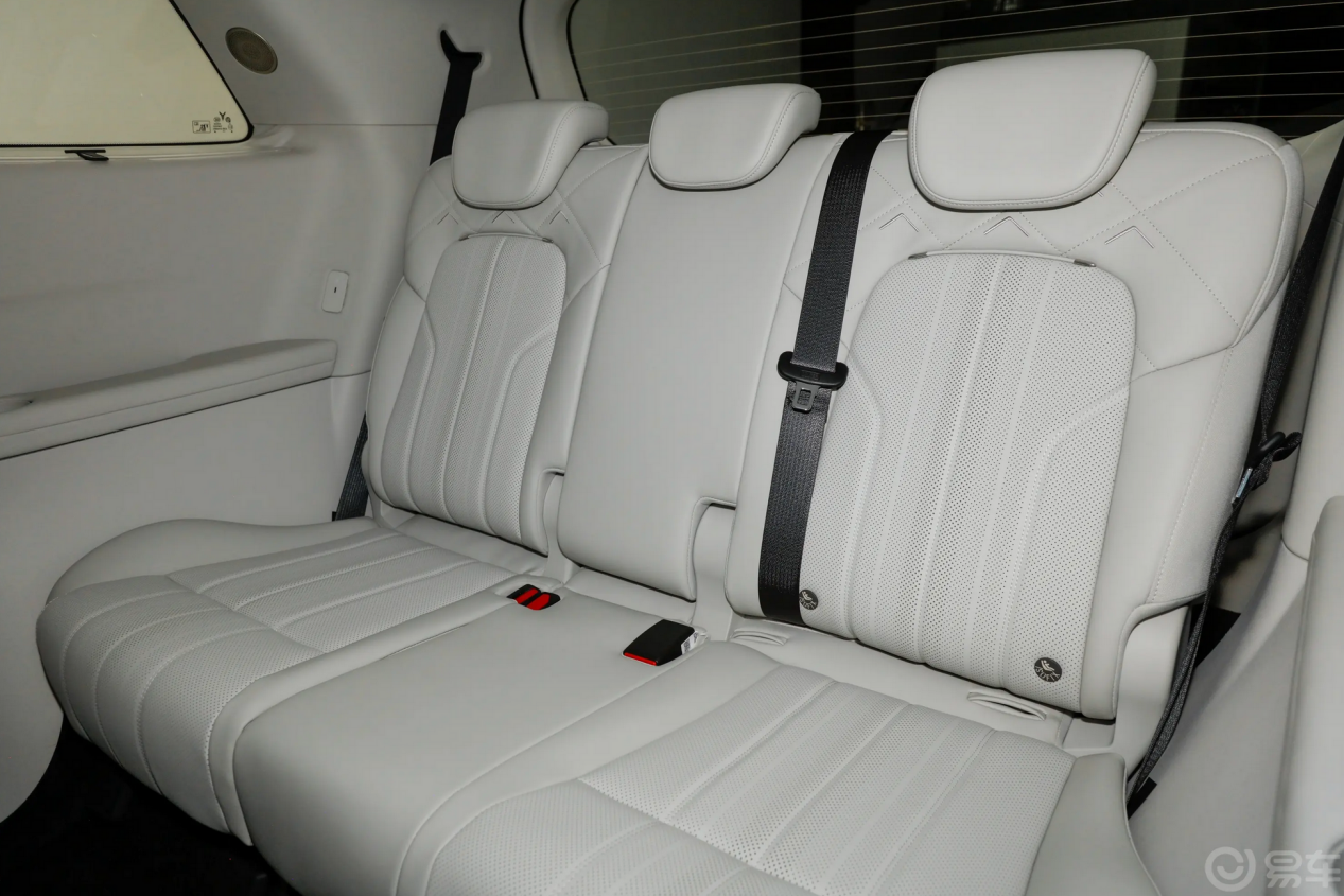 广汽传祺向往 M8 与岚图梦想家、腾势 D9 深度对比