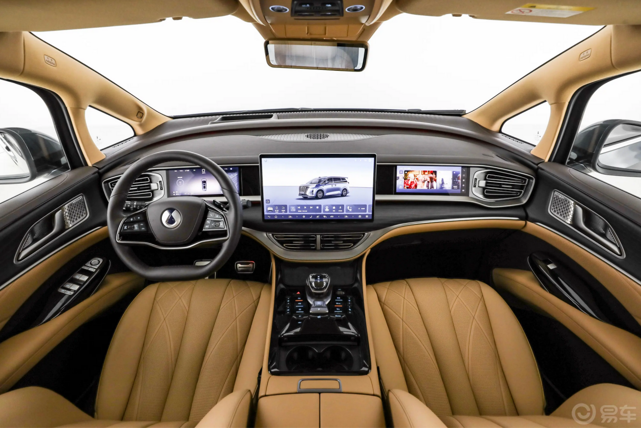 广汽传祺向往 M8 与岚图梦想家、腾势 D9 深度对比