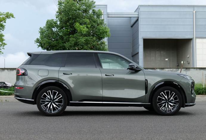 双车横评！比亚迪宋PLUS DM-i VS长安启源Q07