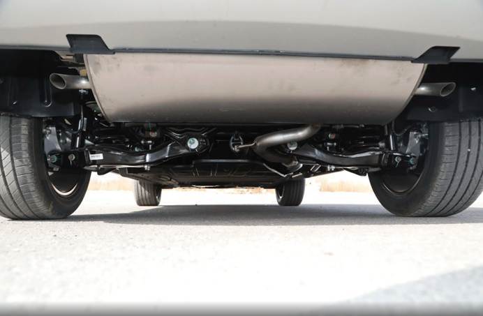 双车横评！比亚迪宋PLUS DM-i VS长安启源Q07