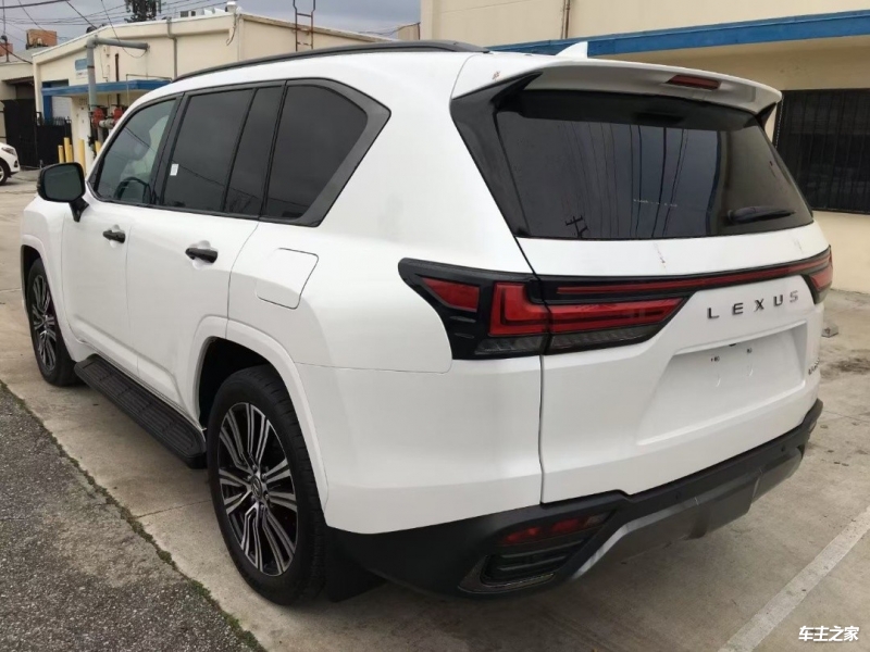 雷克萨斯LX美规版 全部在售 2024款 2023款 2022款 2021款2024款美版雷克萨斯LX570顶配最低价格 展厅现车齐全