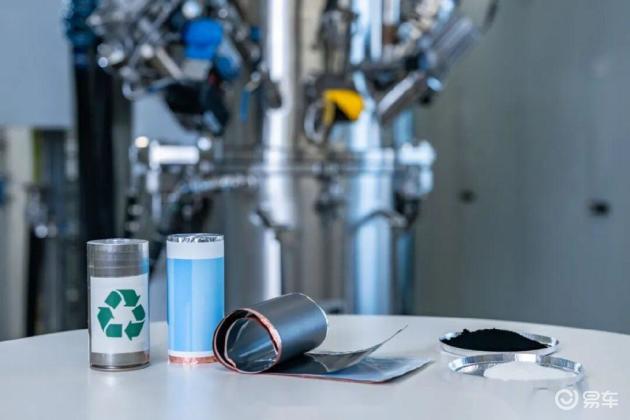 新款宝马iX3 vs 奔驰CLC纯电，外观升级，心动推荐