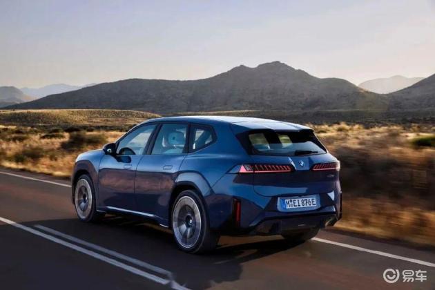 新款宝马iX3 vs 奔驰CLC纯电，外观升级，心动推荐