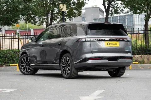 真实车主分享！2025 款东风奕派 eπ008 购车指南