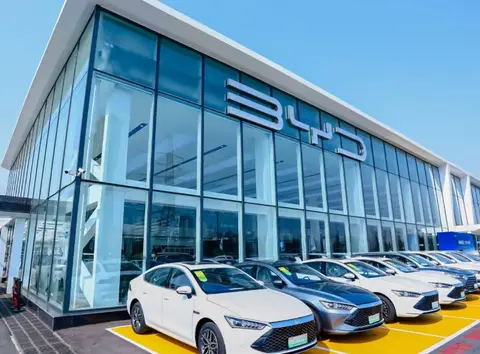 日本汽车帝国崩塌！专家哀嚎：彻底输给了时代