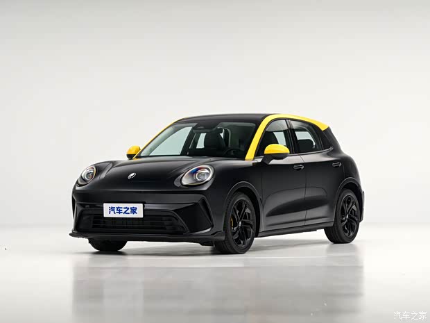 外观拉风 买菜车秒变“性能车” 欧拉5运动款实车亮相